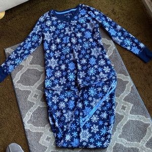 Ladies Nautica PJ set. Very good condition